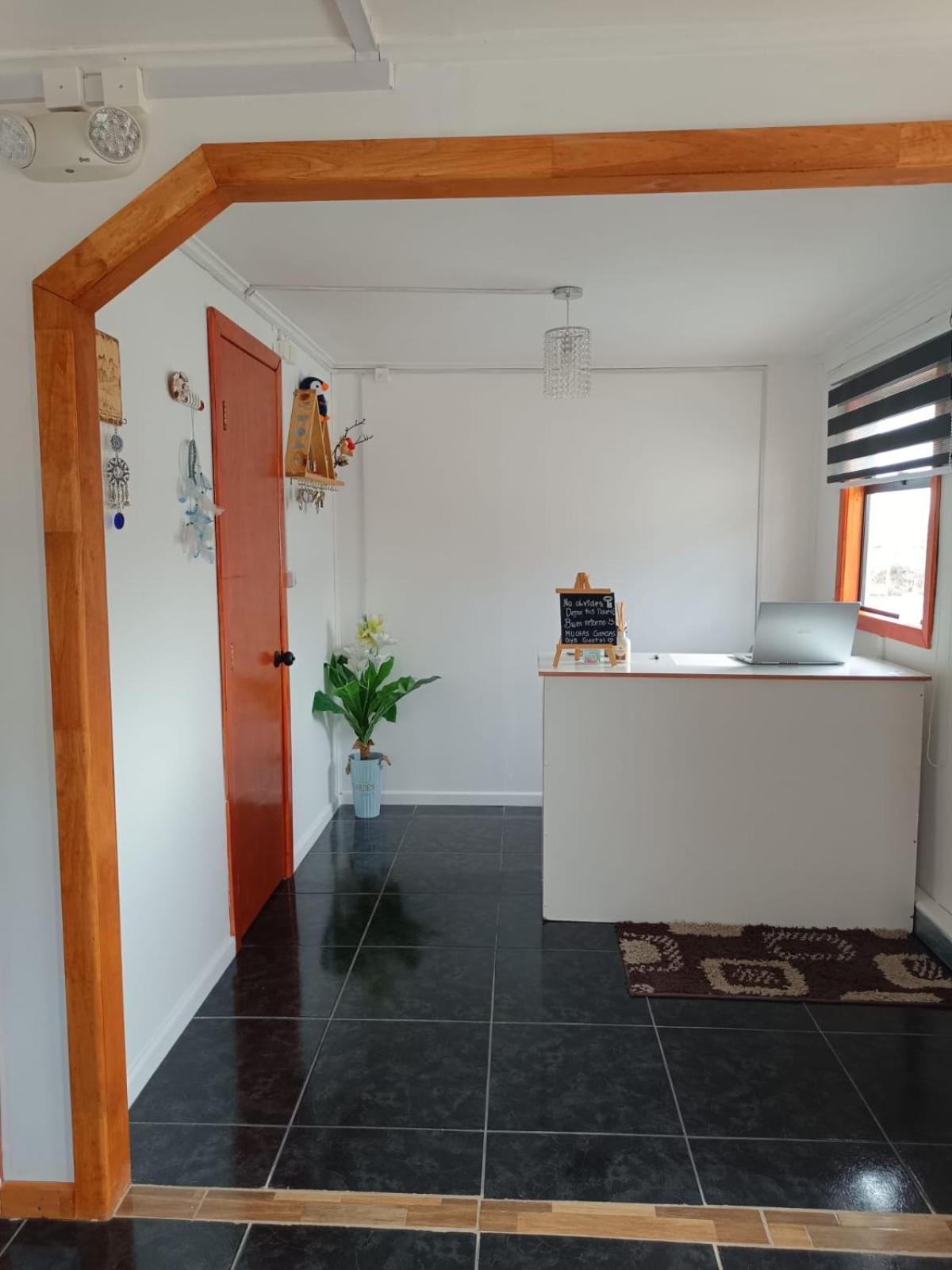 Hostal B&B Coastal Natales Puerto Natales Exterior foto